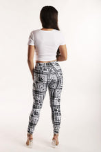 Load image into Gallery viewer, Black and White Light Painting Leggings