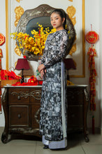 Load image into Gallery viewer, Black and White Film Portraits Ao Dai