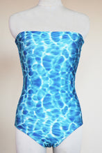 Load image into Gallery viewer, Swimming Pool Strapless Swimsuit
