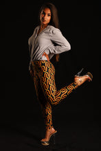 Load image into Gallery viewer, Yellow Traffic Light Light Painting Leggings
