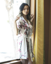 Load image into Gallery viewer, Cherry Blossom Tree Kimono/Wedding Robe
