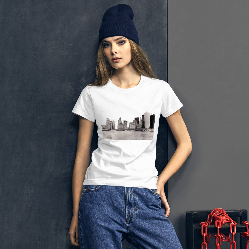 Women's Fashion Fit T-Shirt - New York City Skyline